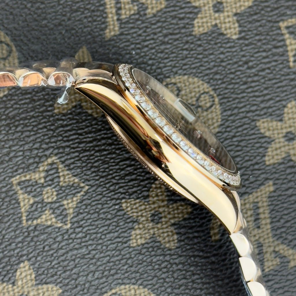 Đồng Hồ Rolex Day-Date vàng hồng mặt số chocolate đính đá fake cao cấp 41mm