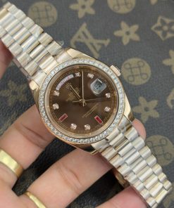 Đồng Hồ Rolex Day-Date vàng hồng mặt số chocolate đính đá fake cao cấp 41mm