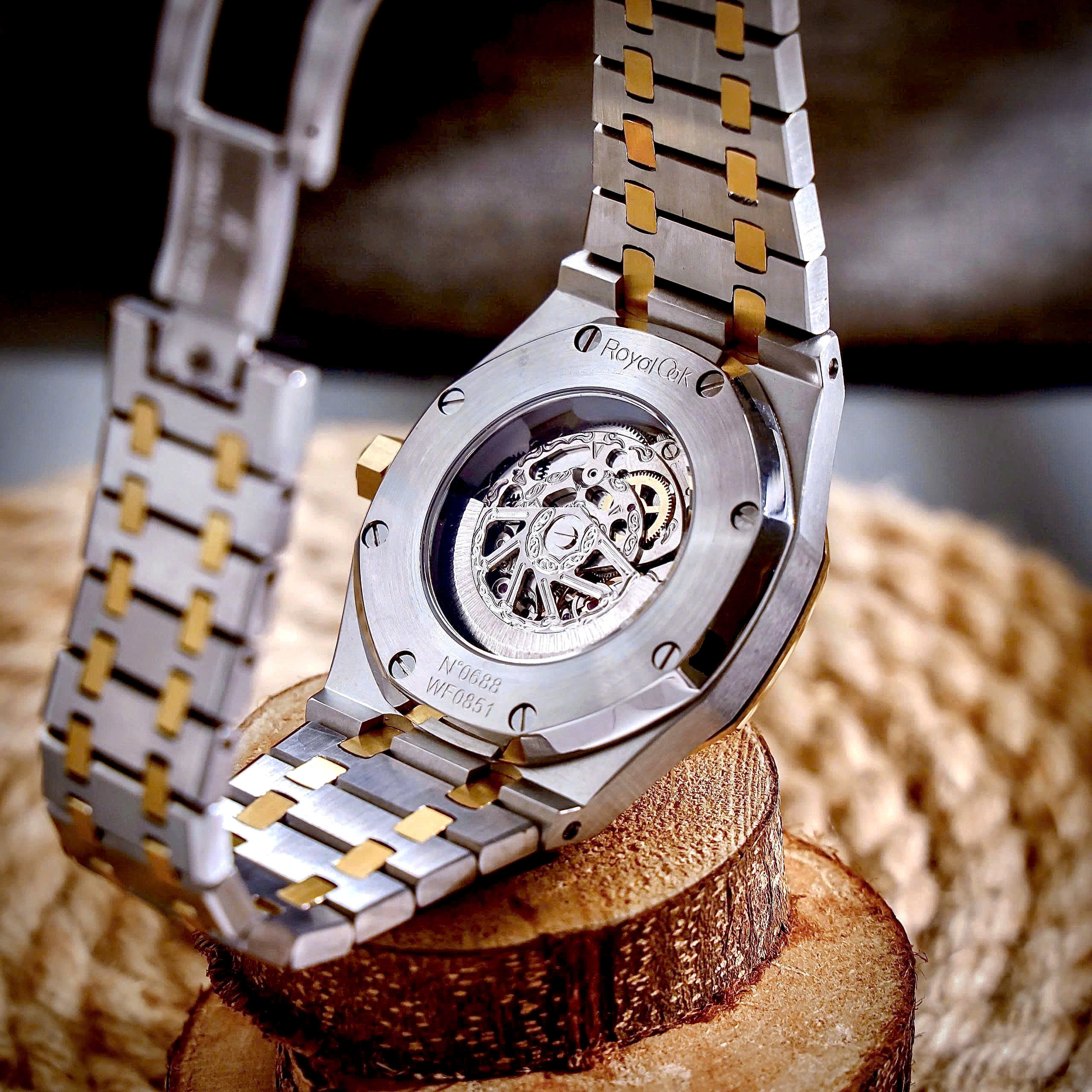 Đồng hồ Audemars Piguet Royal Oak Skeleton demi vàng gold fake cao cấp 42mm (3) Đồng hồ Audemars Piguet Royal Oak Skeleton demi vàng gold fake cao cấp 42mm