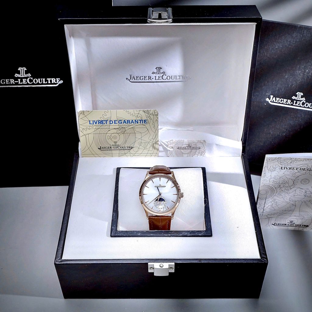 Đồng hồ Jaeger – LeCoultre Master Ultra Thin Moon nam vàng gold dây da nâu fake cao cấp 39mm