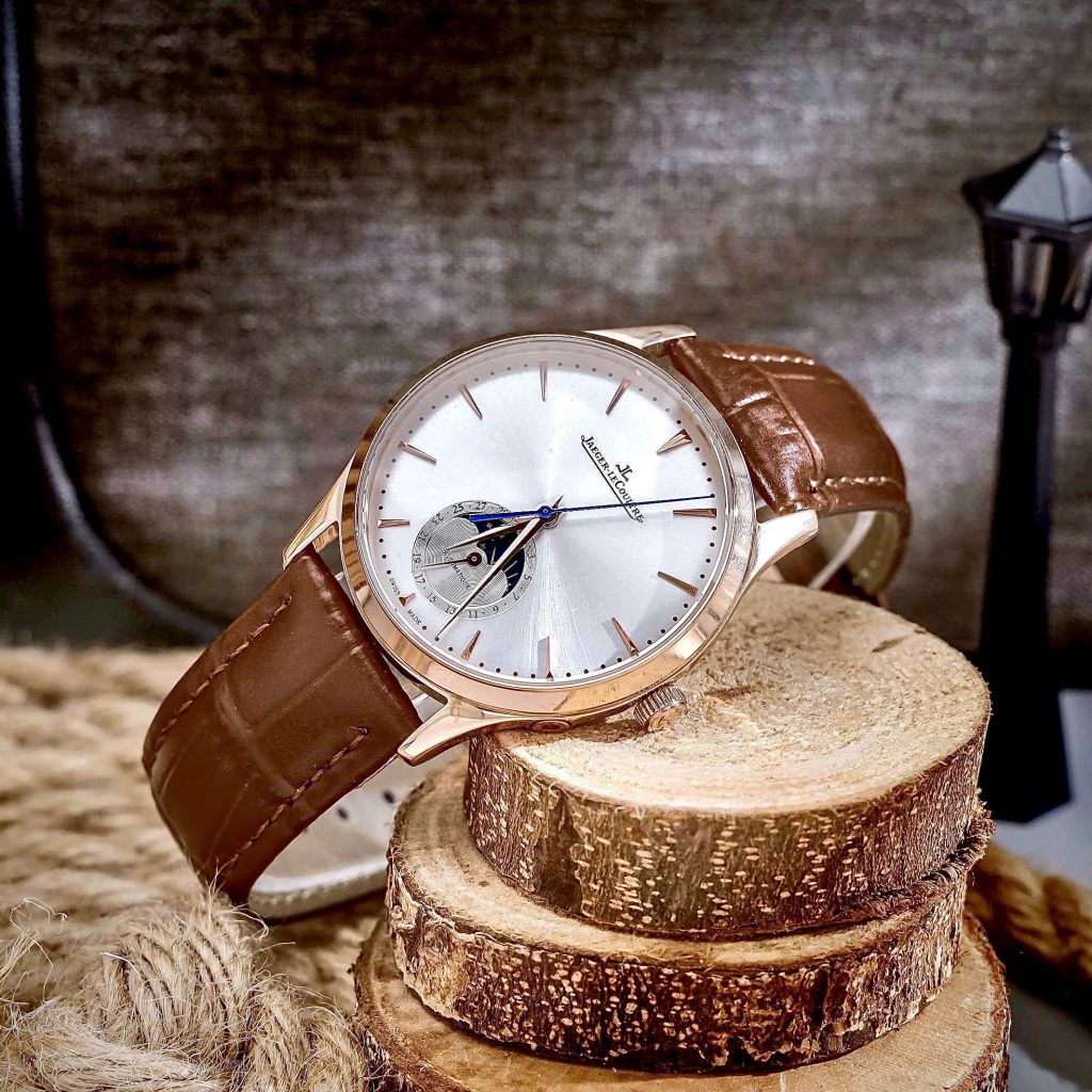 Đồng hồ Jaeger – LeCoultre Master Ultra Thin Moon nam vàng gold dây da nâu fake cao cấp 39mm