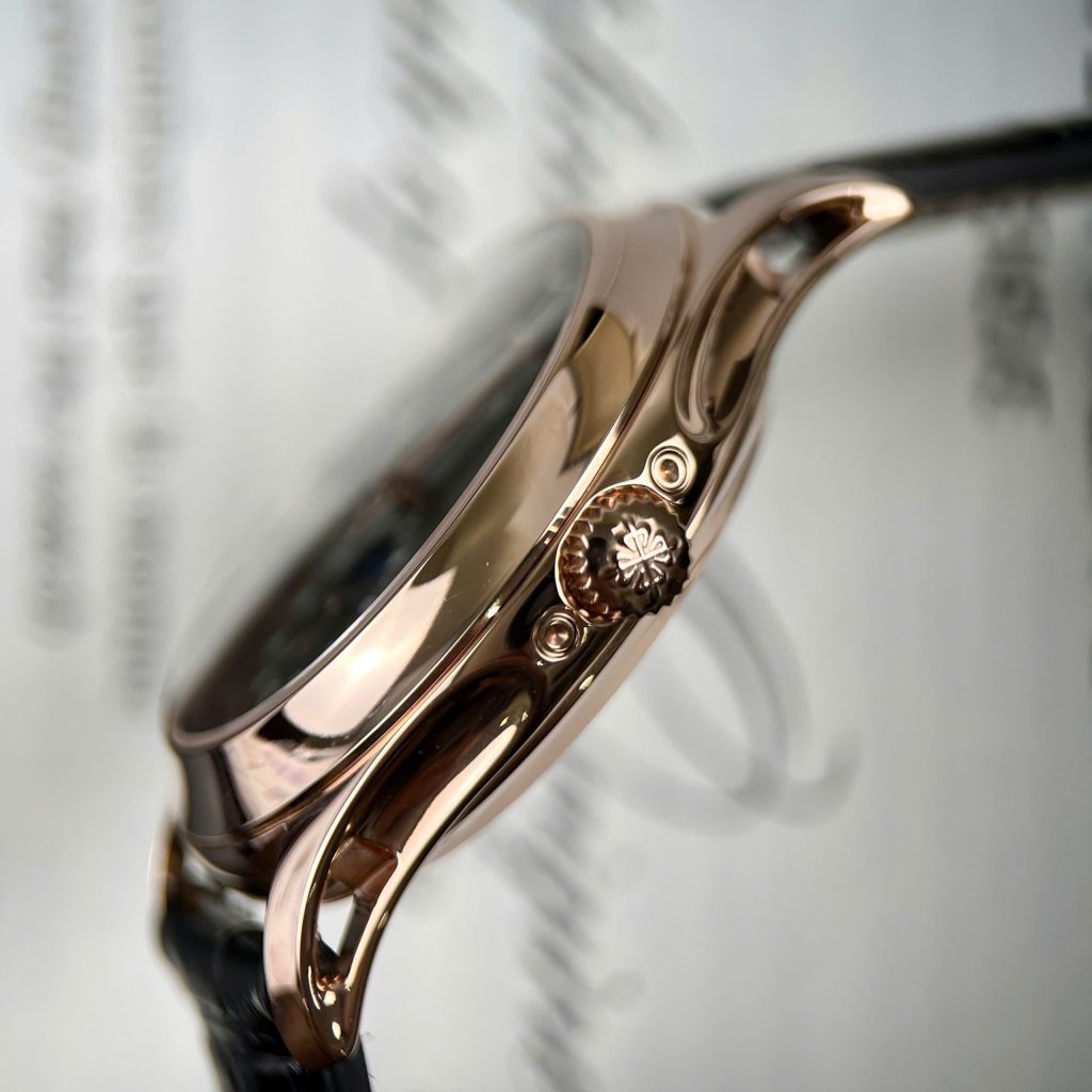 Đồng hồ Patek Philippe 5205G Replica 11 Bọc Vàng Thật Mặt Đen Nhà Máy GM 40mm