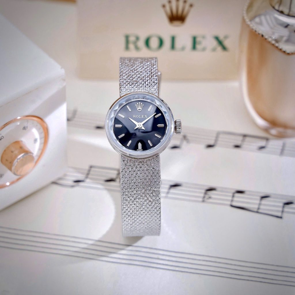 Đồng hồ Rolex Chameleon Vintage nữ dây kim loại mặt đen fake cao cấp 20mm