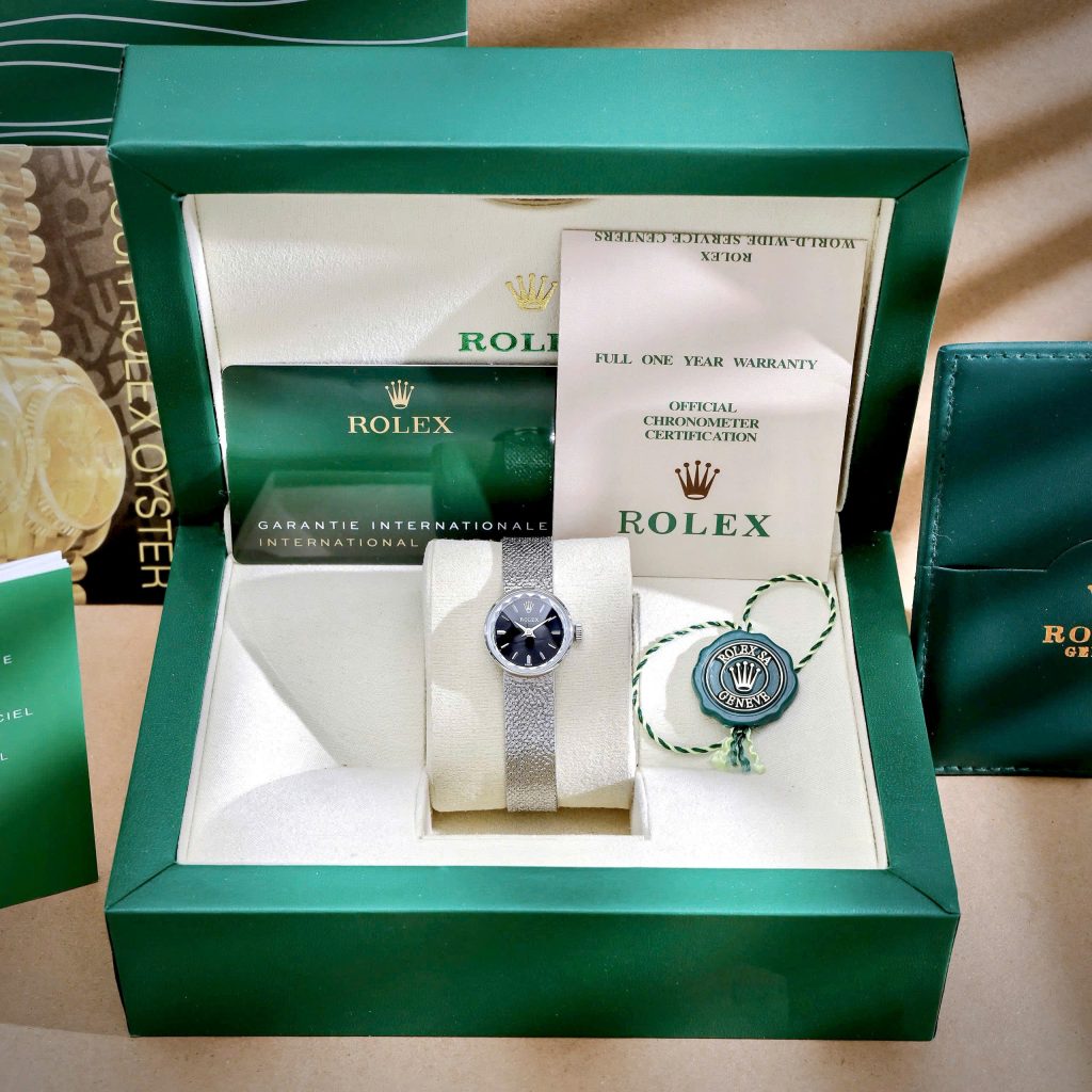 Đồng hồ Rolex Chameleon Vintage nữ dây kim loại mặt đen fake cao cấp 20mm