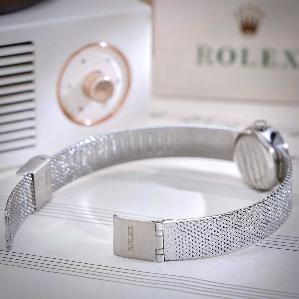 Đồng hồ Rolex Chameleon Vintage nữ dây kim loại mặt đen fake cao cấp 20mm